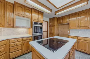 8418 Golf Club Cir, Fort Worth, TX 76179 - Photo 10