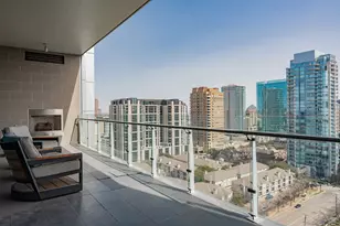 3130 N Harwood St, Dallas, TX 75201 - Photo 38