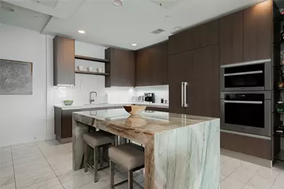 3130 N Harwood Street #2006, Dallas, TX 75201 - Photo 14