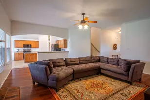 1109 Linden Dr, Burleson, TX 76028 - Photo 4