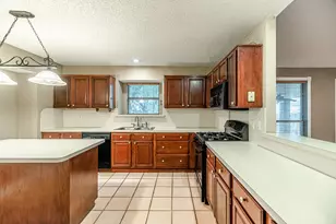 7022 Escondido Dr, Arlington, TX 76016 - Photo 10