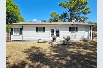 525 Maple Street, Commerce, TX 75428 - Photo 14