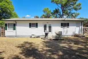 525 Maple St, Commerce, TX 75428 - Photo 14