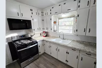 525 Maple Street, Commerce, TX 75428 - Photo 8