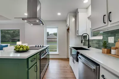 2006 Cornwall Lane, Sachse, TX 75048 - Photo 6