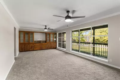 6000 Monterrey Drive, Fort Worth, TX 76112 - Photo 4