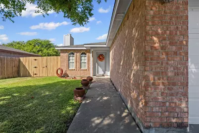 857 McCully Street, White Settlement, TX 76108 - Photo 2