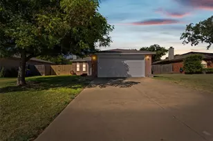 857 McCully St, White Settlement, TX 76108 - Photo 20