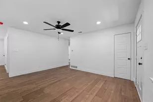 118 Evelyn St, DeSoto, TX 75115 - Photo 12