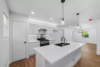 118 Evelyn Street, DeSoto, TX 75115 - Photo 4