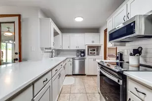 14055 Red Oak Cir N, Frisco, TX 75071 - Photo 6