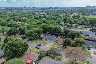 8120 Greenhollow Ln, Dallas, TX 75240 - Photo 22