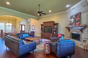 1100 Wessex Dr, Woodway, TX 76712 - Photo 18