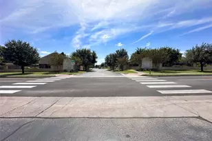 1100 Wessex Dr, Woodway, TX 76712 - Photo 2