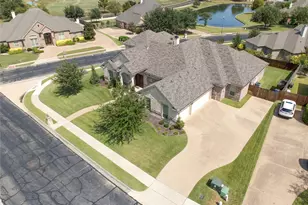 1100 Wessex Dr, Woodway, TX 76712 - Photo 4