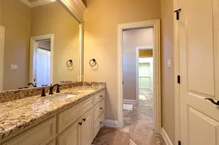 1100 Wessex Dr, Woodway, TX 76712 - Photo 30