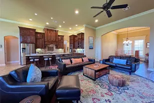 1100 Wessex Dr, Woodway, TX 76712 - Photo 20