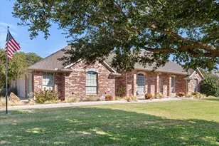 1825 Meadow Springs Dr, Haslet, TX 76052 - Photo 2