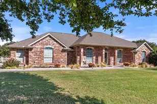 1825 Meadow Springs Dr, Haslet, TX 76052 - Photo 32