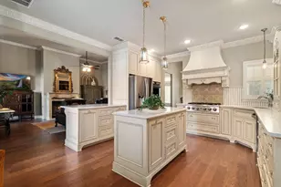 326 W Liberty St, Pilot Point, TX 76258 - Photo 12