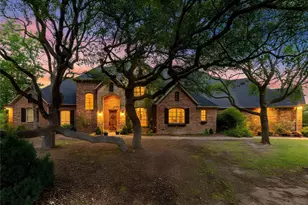 201 N Oakvista Ct, Aledo, TX 76008 - Photo 2