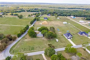 9591 Dripping Springs Rd, Denison, TX 75021 - Photo 40