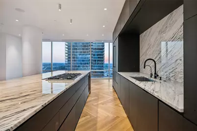 2430 Victory Park Lane #2509, Dallas, TX 75219 - Photo 14