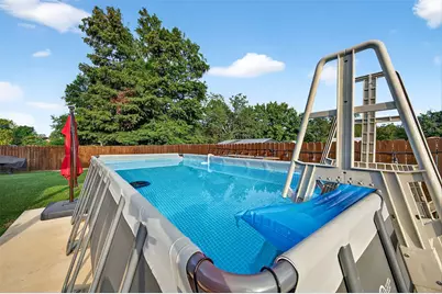 307 Brockett Street, Collinsville, TX 76233 - Photo 32