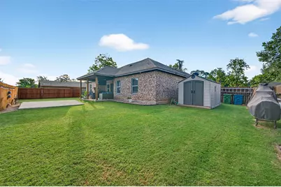 307 Brockett Street, Collinsville, TX 76233 - Photo 30