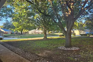 2709 Heather Glen Ct, Carrollton, TX 75006 - Photo 26