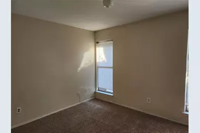 1603 N Garrett Avenue #204, Dallas, TX 75206 - Photo 6