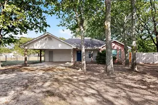 109 Pleasant Run, Reno, TX 76020 - Photo 4