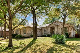 716 Red Oak, Crowley, TX 76036 - Photo 2