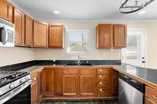 2342 Fenestra Dr, Dallas, TX 75228 - Photo 8