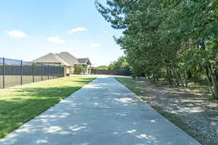2330 Bois D Arc Ln, Midlothian, TX 76065 - Photo 38
