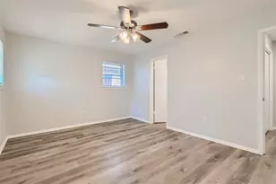 808 Stratford Dr, Bedford, TX 76021 - Photo 16