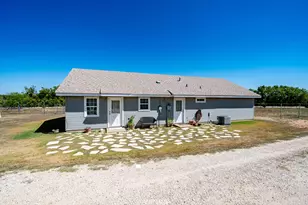 1002 Co Rd 209, Wingate, TX 79566 - Photo 4