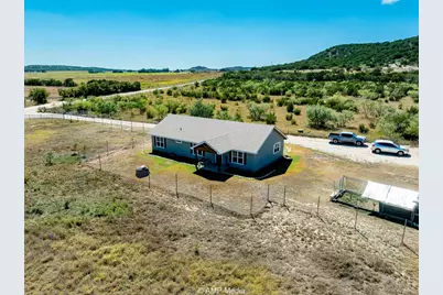 1002 County Road 209, Wingate, TX 79566 - Photo 4