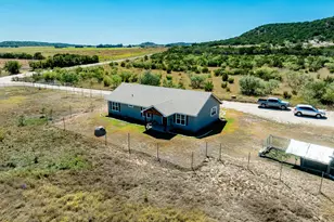 1002 Co Rd 209, Wingate, TX 79566 - Photo 4