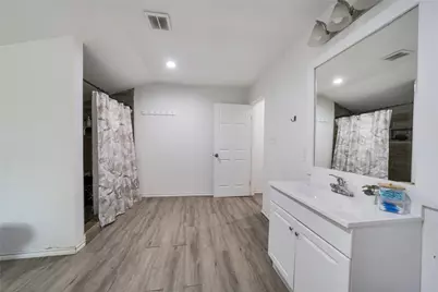 702 W 7th Street, Bonham, TX 75418 - Photo 20