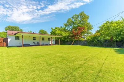 518 E Daugherty Drive, Garland, TX 75041 - Photo 18