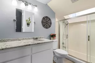 676 Harbor Dr, Azle, TX 76020 - Photo 20