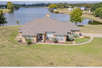 1307 Brent Avenue, Terrell, TX 75160 - Photo 2