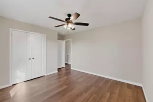 1004 Canyon Dr, Justin, TX 76247 - Photo 32