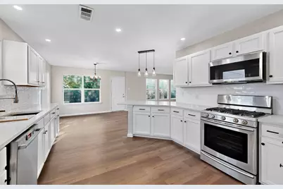 1004 Canyon Drive, Justin, TX 76247 - Photo 14