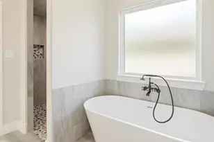 717 Cobblestone Cir, Mabank, TX 75147 - Photo 18