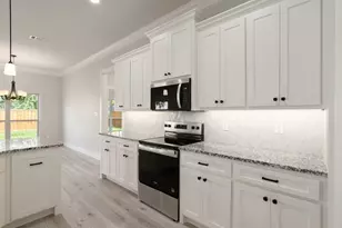 717 Cobblestone Cir, Mabank, TX 75147 - Photo 12