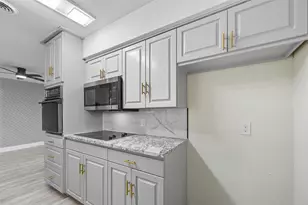 1106 Edgewood St, Ennis, TX 75119 - Photo 14