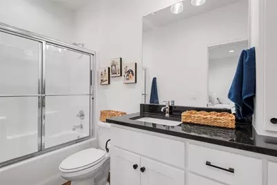 2114 S 11th Street, Waco, TX 76706 - Photo 32