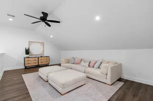 2114 S 11th St, Waco, TX 76706 - Photo 26